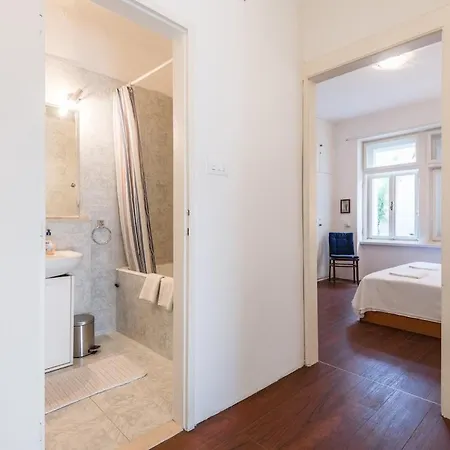 Apartment Nina